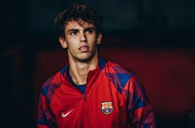 《51号球衣的重量：水手队与一朗之间不可分割的情感纽带》